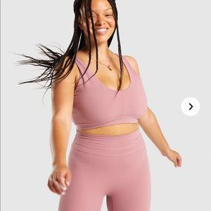 Whitney Simmons gymshark